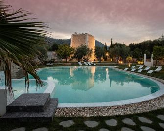 Hotel Torre Santamaria Resort - Mattinata - Bazén