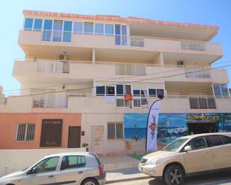 Apto CasaTuris en Urb.Veracruz - el Campello - Gebouw