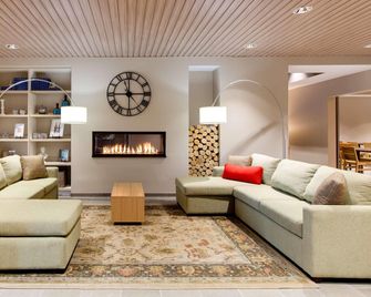 Country Inn & Suites by Radisson, Springfield, IL - ספרינגפילד - טרקלין