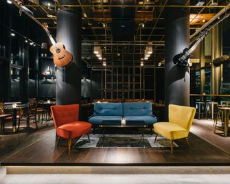 Ruby Lilly Hotel Munich by IHG - Munich - Salon