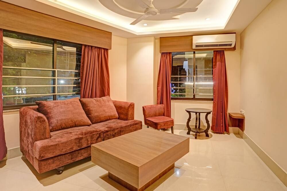 Treebo Indrapuri Hotel & Resort, Siliguri Junction - Shiliguri - Wohnzimmer