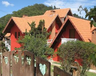 Villa da Vila - Monte Verde - Building