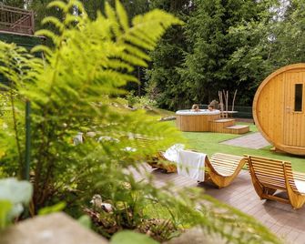 Hotel Derby - Folgarida - Patio