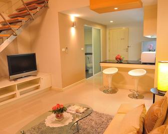 Duplex 21 Apartment - בנגקוק - סלון