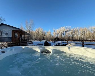 2-Bedroom Bunkhouse at PR Ranch. Fly Fishing & River Access - Monte Vista
