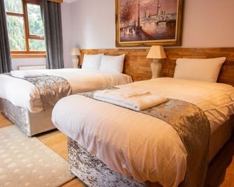 Westone Manor Hotel - Northampton - Bedroom