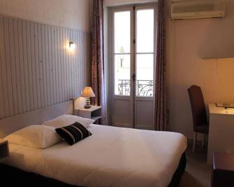Hotel Les Palmiers - Sainte-Maxime - Bedroom