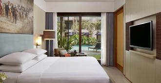 Courtyard by Marriott Bali Seminyak Resort - Kuta - Camera da letto