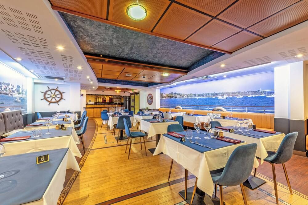 لوجيس هوتل سنتر - بريست - مطعم