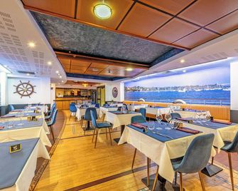 Logis Hotel Center - Brest - Restaurante