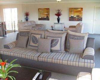 Falls Chateau - Taupo - Olohuone