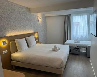 Brit Hotel Confort Roissy Saint Witz - Saint-Witz - Schlafzimmer