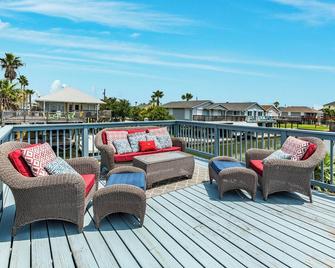 Casa Playa - Jamaica Beach - Hitchcock - Balcone