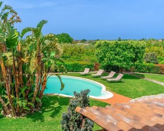 Villa Caramella - Private villa with swimming pool - Polistena - Piscina