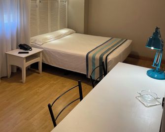 Estudios Aránzazu - Santander - Bedroom