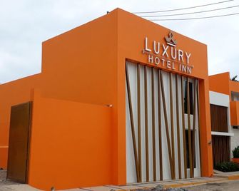 Luxury Hotel Inn - Peñita de Jaltemba - Building