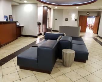 Best Western Plus San Antonio East Inn & Suites - San Antonio - Lobby
