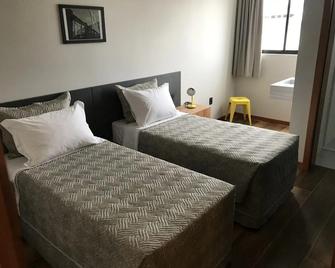 Hotel Blumenhof Balneário Camboriú - Balneário Camboriú - Bedroom