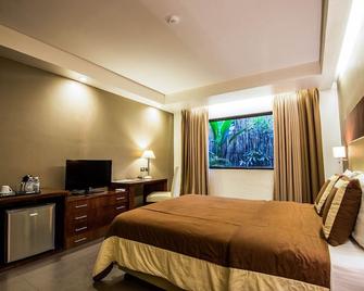 Hotel permata alam - Cisarua - Habitación