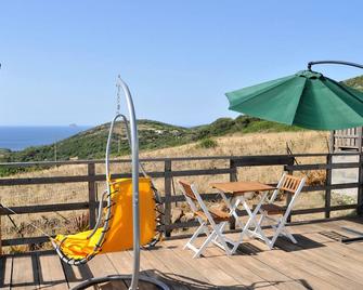 Agriturismo Glamping Erbe Matte - Sant'Antioco - Balcón