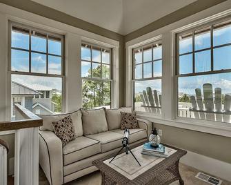 Awesome 30A Beach House with Gulf Views! Great for Families! - WaterSound - Living room