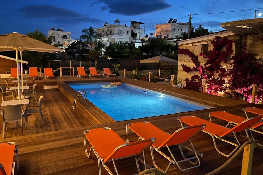 Class Hotel - Ksamil - Piscina