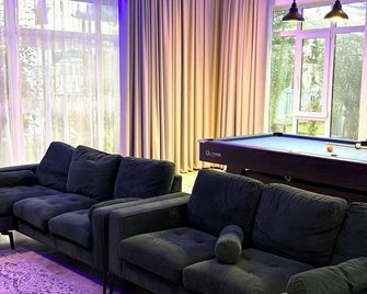 Alrajhi house with AC in Al Musanah - Muşayna‘ah - Lounge