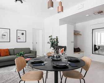 Prime Apartments Pori Central - Pori - Dining room