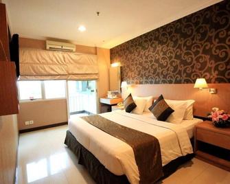 Galeri Ciumbuleuit Family & Business Hotel - Bandung - Bedroom