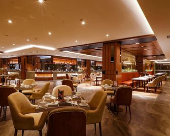 Fugo Hotel Samarinda - Samarinda - Restaurant