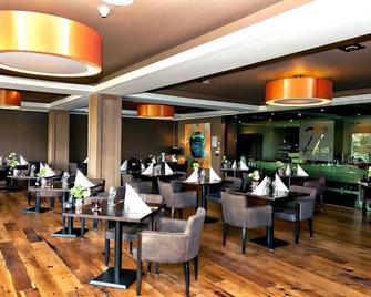 Hillside Comfort in a Green, Quiet Setting! Indoor Pool, Parking! - Rijssen - Restaurante