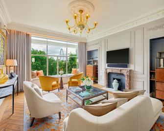 The Savoy - Londra - Oturma odası