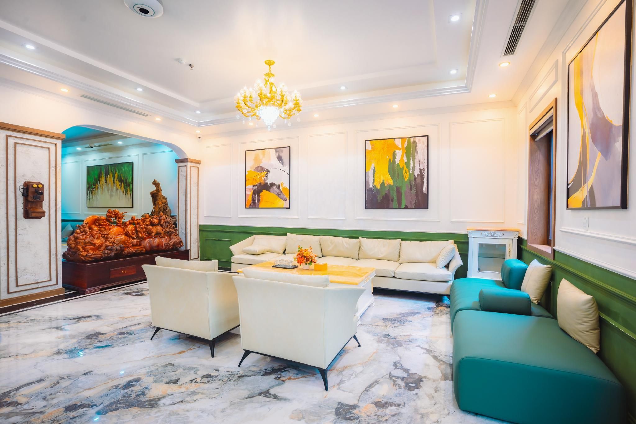 Crystal Holiday Halong Hotel - Ha Long - Oleskelutila