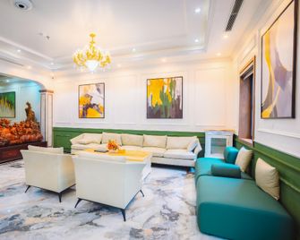 Crystal Holiday Halong Hotel - Ha Long - Oleskelutila