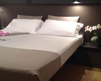 Gfh - Hotel Ruhig - Marotta