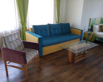 Boutique Hotel Casa Art - Oreshak - Living room