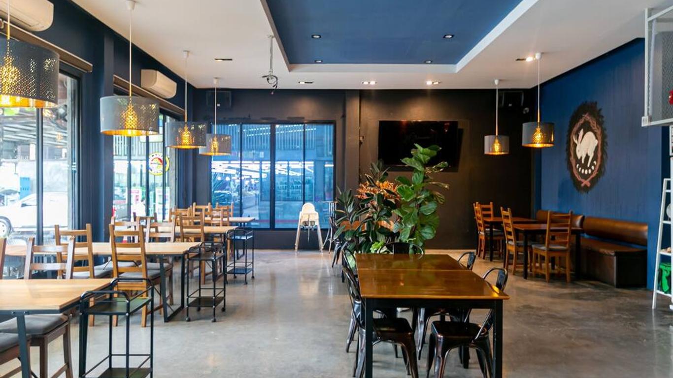 ฟ้าไทย เรสซิเดนซ์