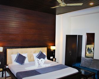 Krishna Residency A Boutique Hotel - Bareilly - Habitación