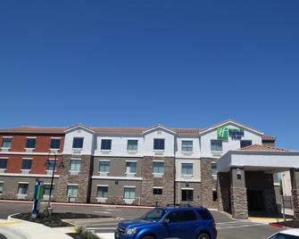 Holiday Inn Express & Suites Brentwood - Brentwood - Edificio