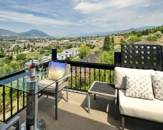 Above the Beach Guest Suites - Penticton - Balcón