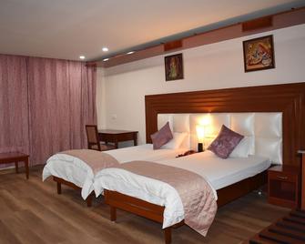 Hotel Sujata - Bodh Gaya - Bedroom