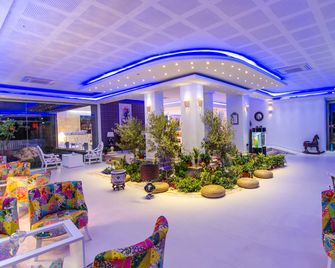 Phoenicia Luxury Hotel - Mamaia - Aula