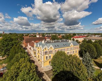 Park Hotel Viljandi - Viljandi - Outdoor view