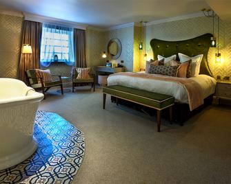 โรงแรม กอนวิลล์ - เคมบริดจ์ - ห้องนอน