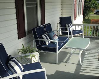 Bungalow in Historic Onancock - sleeps 4 - Onancock - Patio
