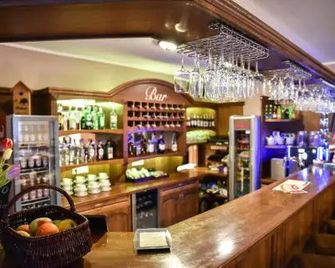 Pensjonat Lesniczowka - Słubice - Bar