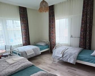 Deeps Hostel Ankara 2 - Ankara - Bedroom