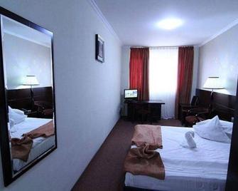 Hotel Helin Aeroport - Craiova - Craiova - Makuuhuone