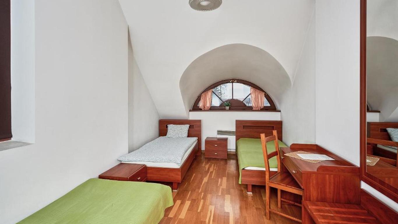 Quadrans Hostel And Caffee Na Dworcu Kol