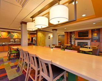 Fairfield Inn and Suites by Marriott Williamsport - Williamsport - Restaurant